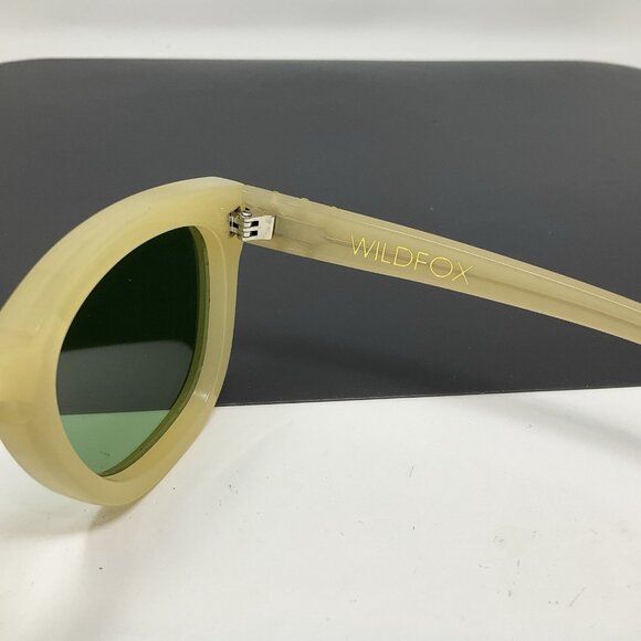 WILDFOX Sunglasses - Classic Fox  Sunglasses main image 6
